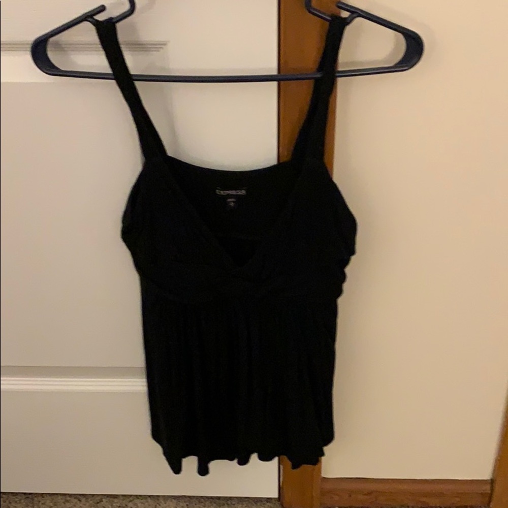 Tank Tops - Picture 3 of 4